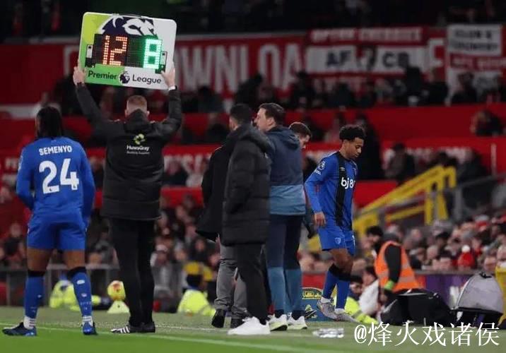 伯恩茅斯中场亚当斯内侧副韧带重伤,美国担心影响到世界杯 伯恩茅斯中场亚当斯内侧副韧带重伤,美国担心影响到世界杯