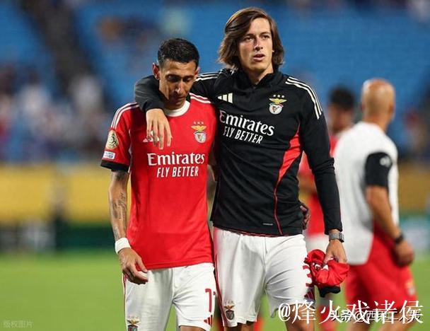 皇马又敲定一笔转会!卡雷拉斯的追梦之旅:走出皇马,终归伯纳乌 皇马又敲定一笔转会!卡雷拉斯的追梦之旅:走出皇马,终归伯纳乌